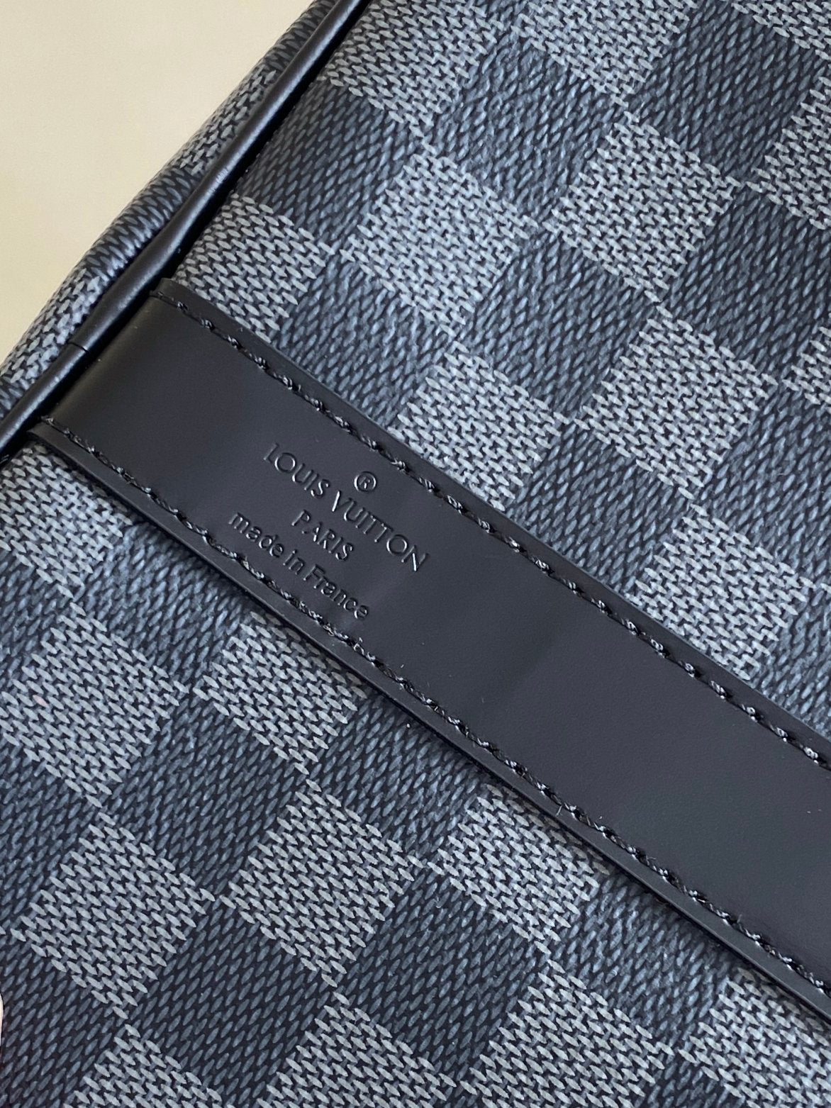 lv duffle